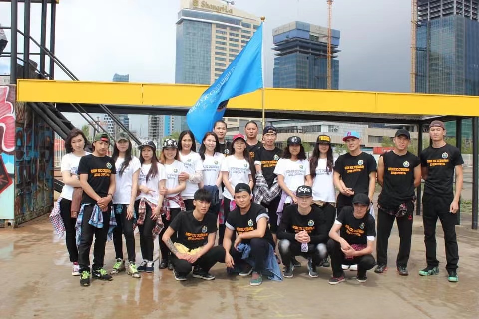 f9d82519175b4116a63d99ca96f59fa.jpg